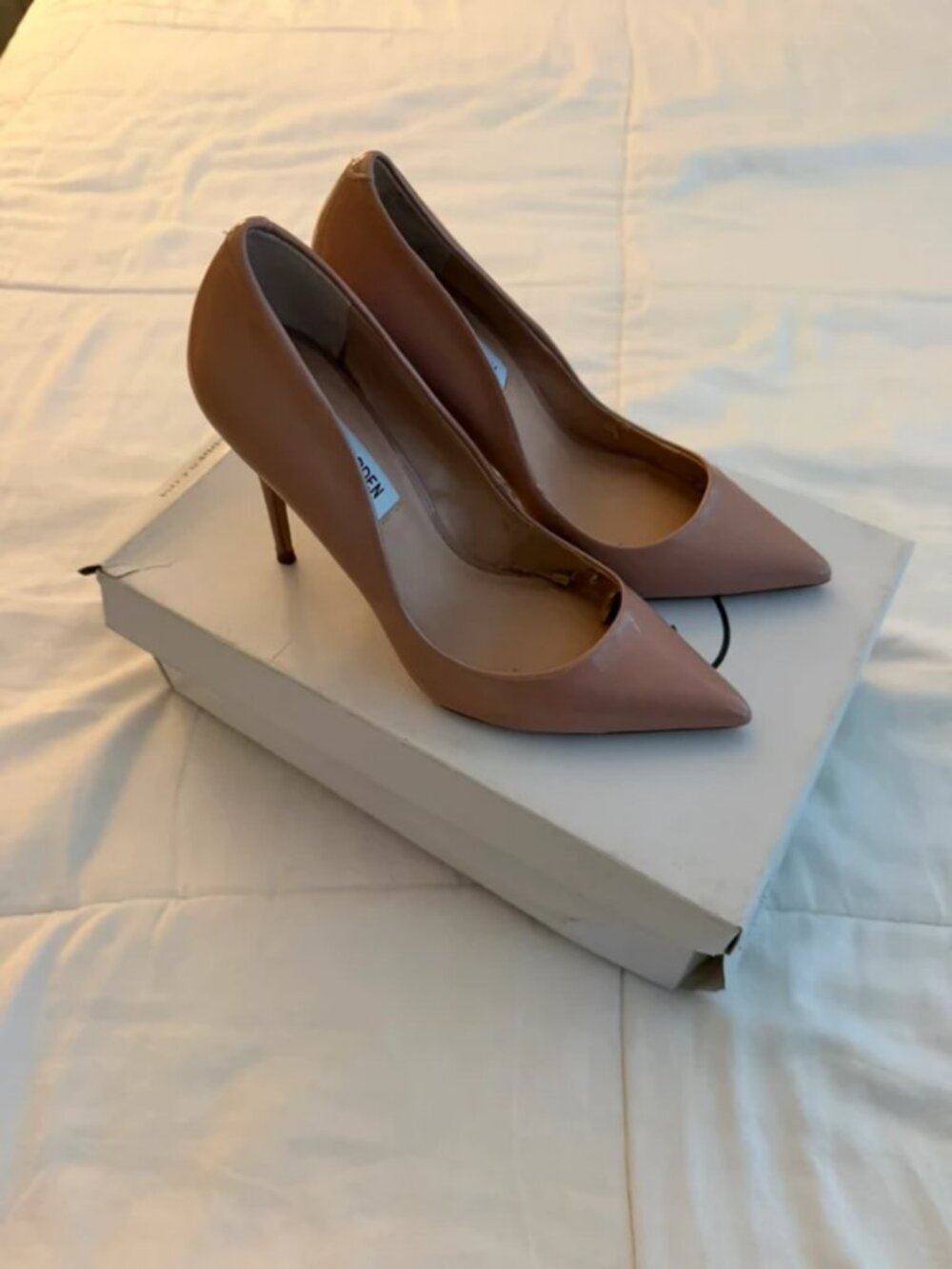 New in box stiletto shoes